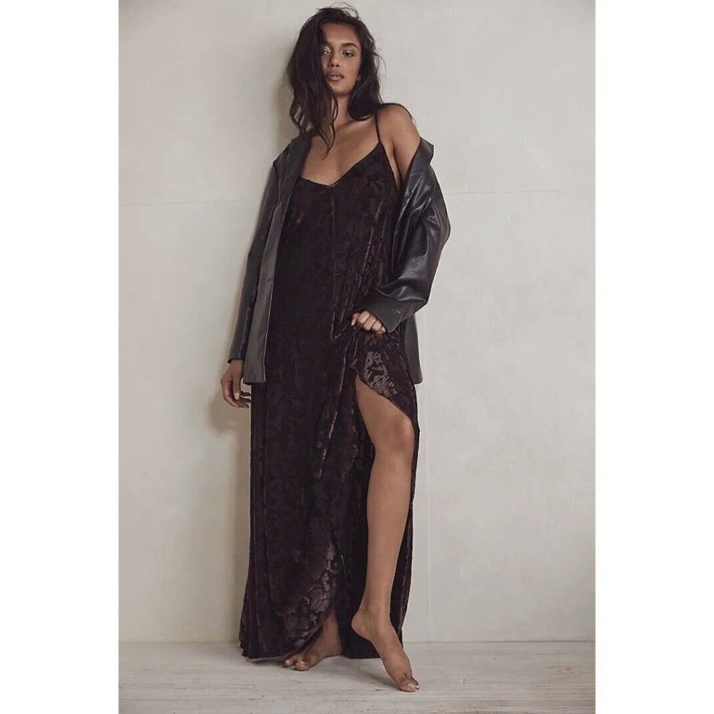 NWOT Free People Intimately Vibe With You Velvet Maxi in Deep Sea Combo Sz M - Picture 6 of 9